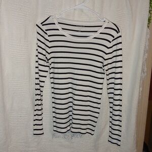 Long sleeve striped shirt
